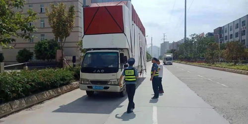 護公路 優服務 辦實事——南安市交通運輸局三舉措啟動路政宣傳月活動，聚焦城市配送運輸服務